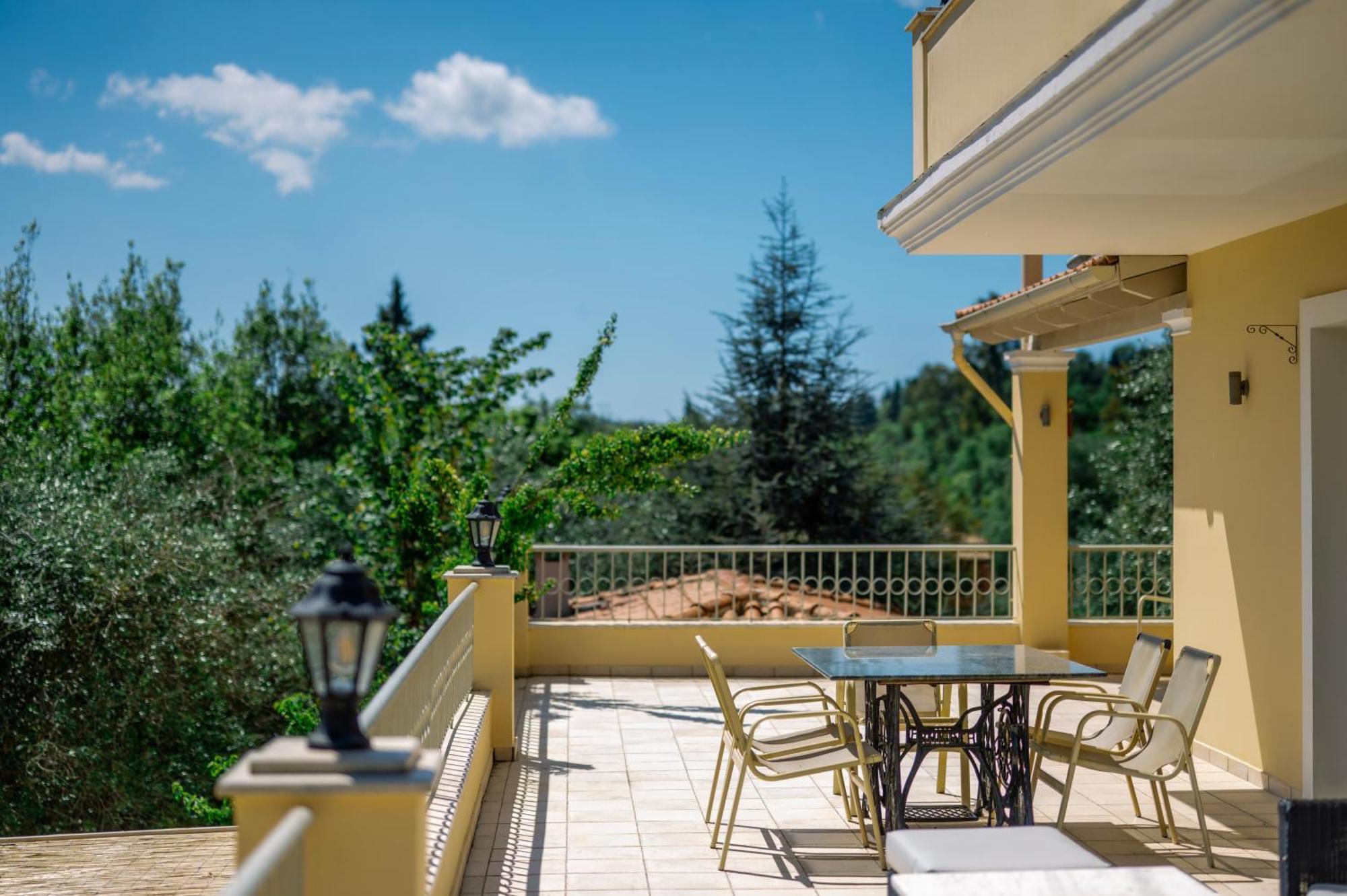 Villa Fioraki Poulades Экстерьер фото